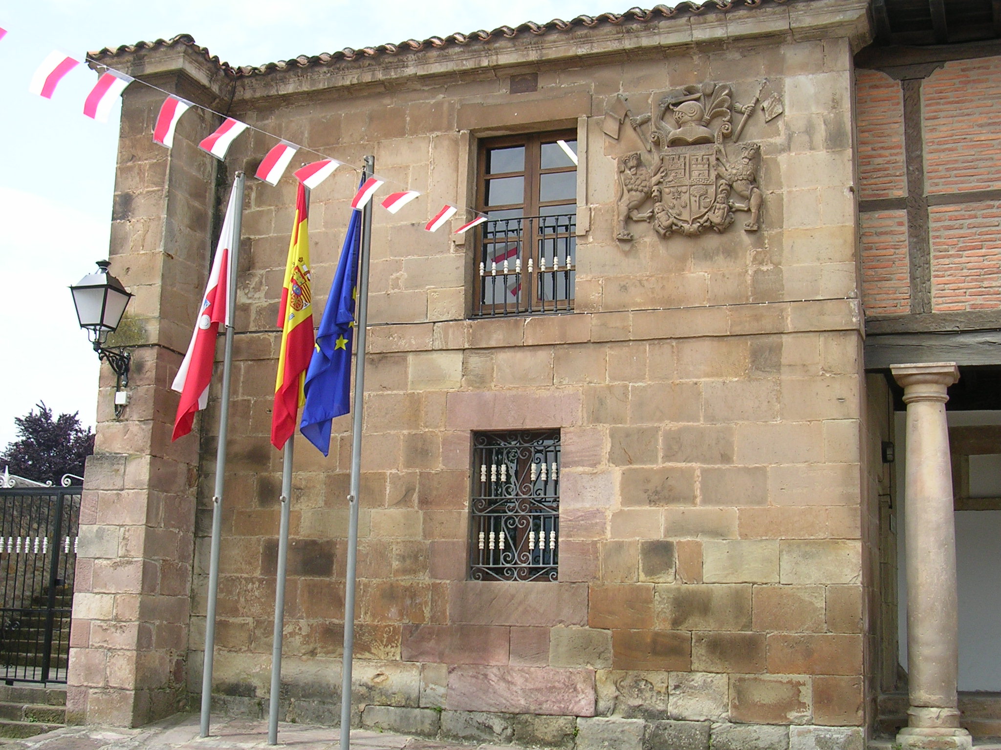 Fachada_Ayuntamiento_de_Cartes
