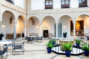 NH_Collection_Amistad_Córdoba_Restaurante_Tablafina_Patio