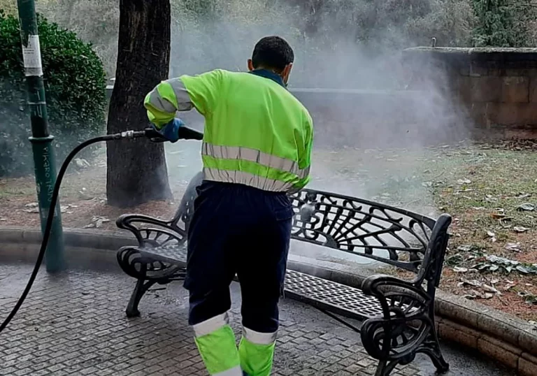 limpieza-banco-k1DF-U20565889039gHG-1200x840@SalamancaHoy